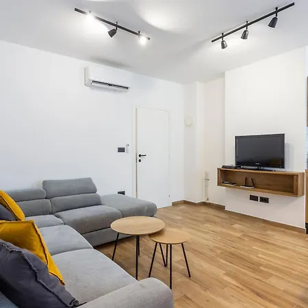 Holiday home Modernes In Strandnaehe